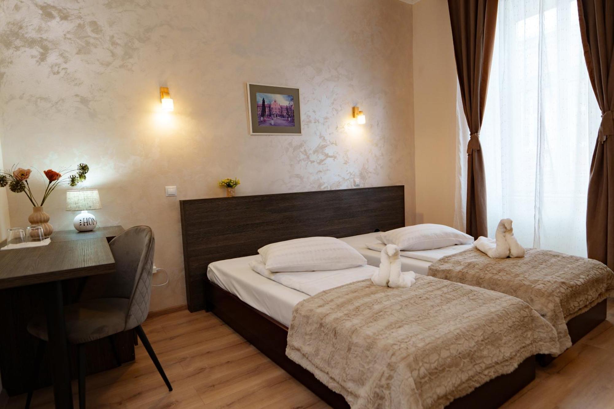 גורגני Hotel Rubin*** מראה חיצוני תמונה