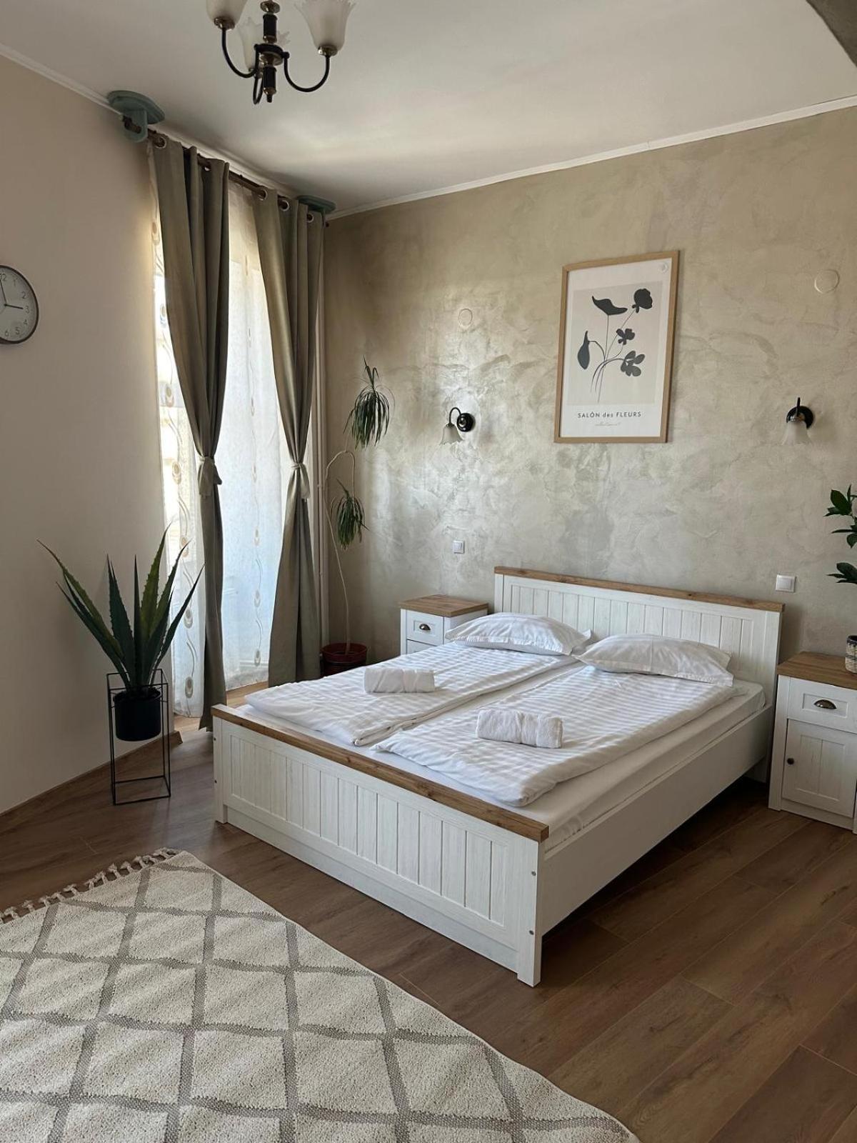 גורגני Hotel Rubin*** מראה חיצוני תמונה